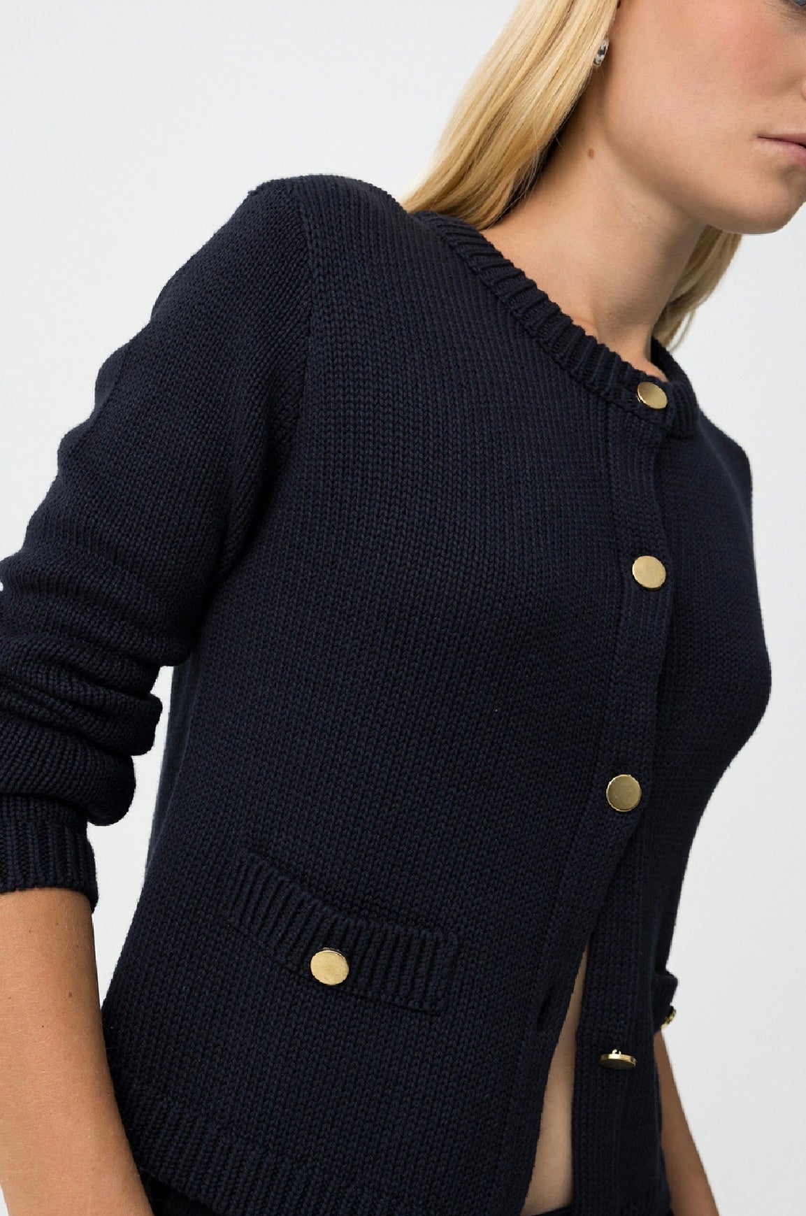 Cardigan Requiem blu