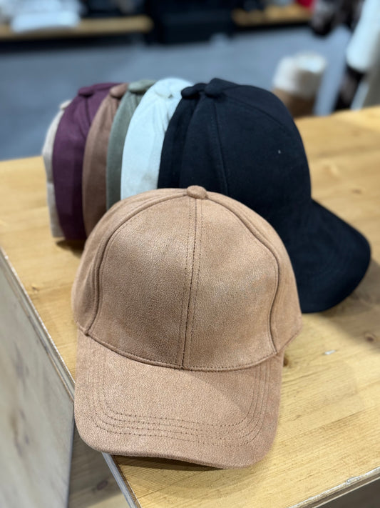 Cappellino scamosciato